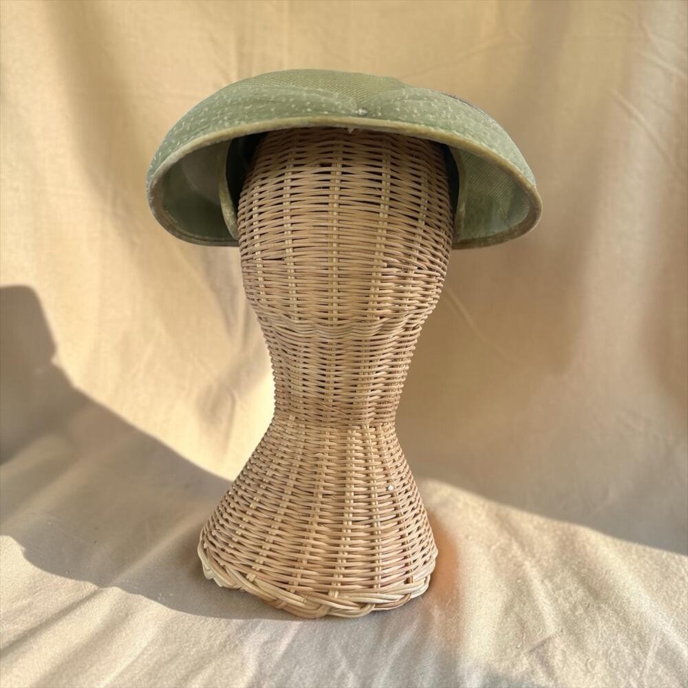 Vintage Sage Green Saucer Hat Church Derby Garden Party Jackie O Adjustable